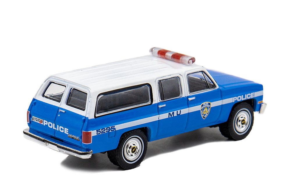 Chevrolet Suburban K2500 Scottsdale - New York City Police Department Hot Pursuit Series 46 Greenlight 1/64 