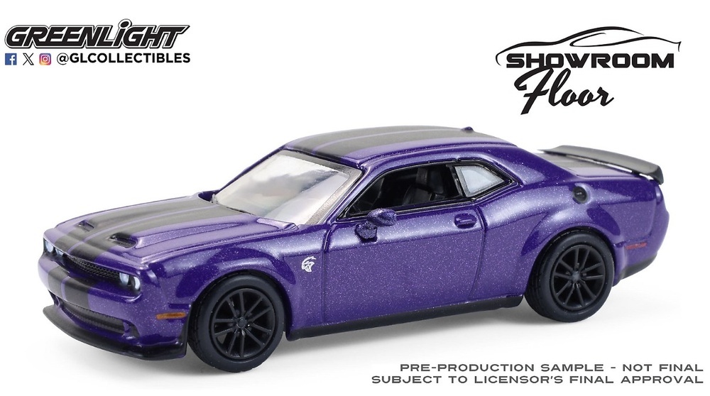 Dodge Challenger SRT Hellcat Jailbreak - Plum Crazy Showroom Floor Series 7 Greenlight 1/64 