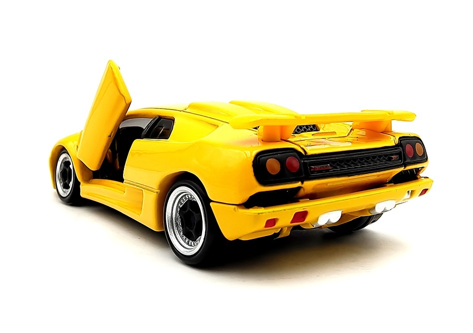 Lamborghini Diablo SV TD Tomica- Premium No. 15 escala 1/64 