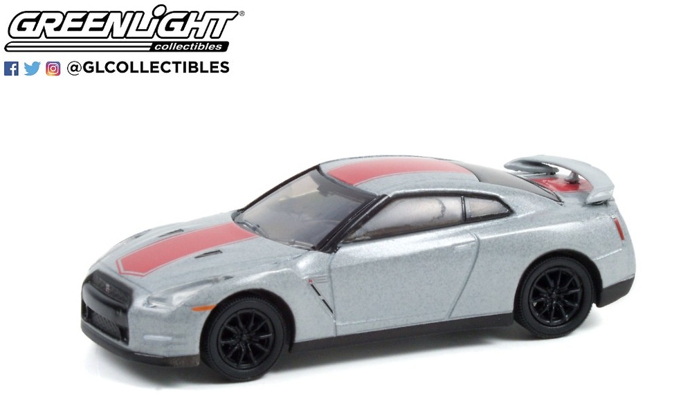 Nissan GT-R (R35) - Pearl White with Red Stripe - GT-R 50th Anniversary Collection 13 Greenlight escala 1/64 