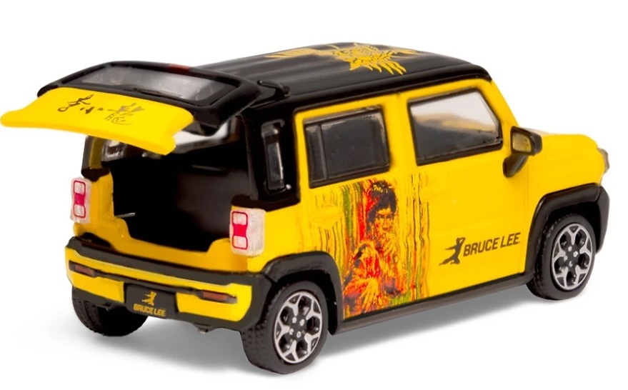 Suzuki 2016 Hustler - Bruce Lee BMC X TINY - BM64B0387 - escala 1/64 