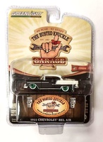 Chevrolet Bel Air Lowrider "Knuckle Garage Series 2" (1955) Greenmachine 1:64