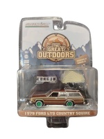 Ford LTD Country Squire with Campotel Cartop Sleeper Tent  The Great Outdoors Series 2 Greenmachine Version 1:64