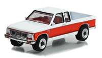 GMC S-15 Sierra Classic 4x4 1984 All Terrain Series 14 Greenlight 35250-B scale 1/64