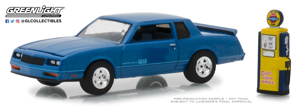 Chevrolet Monte Carlo SS con surtidor antiguo (1984) Greenlight 97050F 1/64 