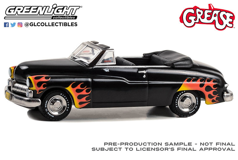 Ford De Luxe Convertible con llamas (1948) Greenlight 1/64 