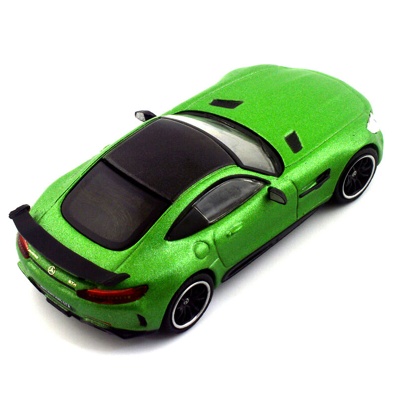 Mercedes Benz AMG GT R Tomica BX007 escala 1/64 