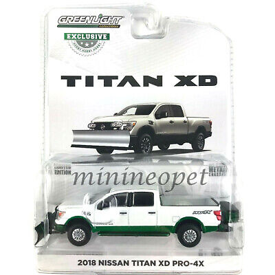 Nissan Titan XD Pro-4X quitanieves (2018) Greenmachine 1/64 