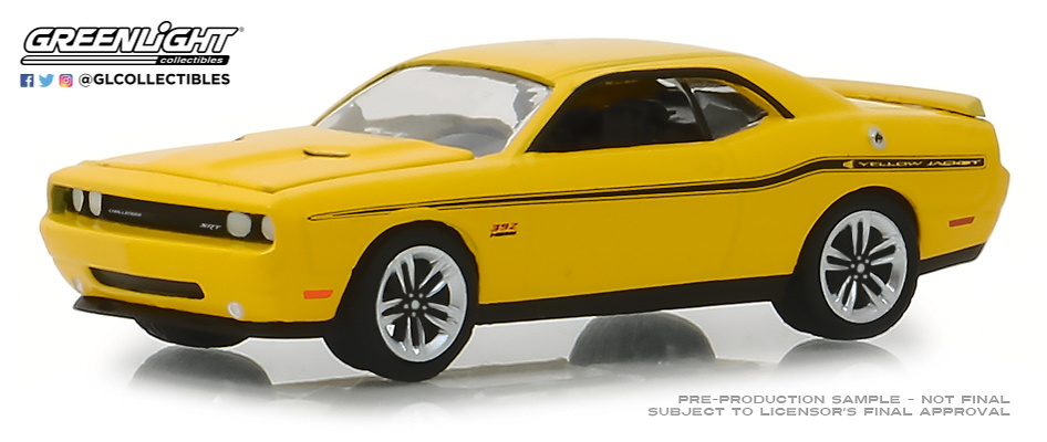1:64 GreenLight Muscle Series 21 Yellow Jacket Dodge Challenger 2012 