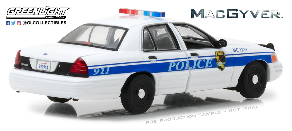 Ford Crown Victoria - Police Interceptor California Police MacGyver (2003) Greenlight 86520 1/43 