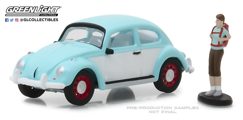 Volkswagen Beetle with Backpacker Greenlight 1:64 