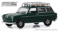 Volkswagen Type 3 Squareback - Verde oscuro (1969) Greenlight 1/64
